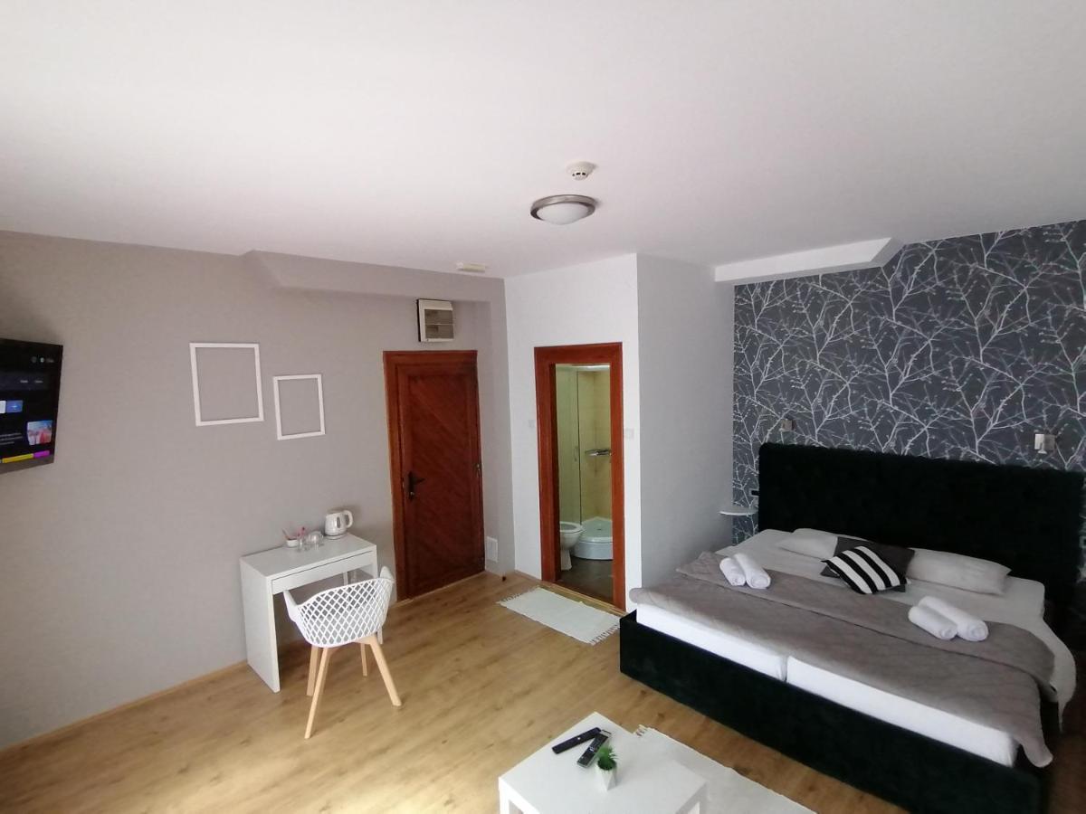 Mon Accommodation Free Parking Ниш Экстерьер фото