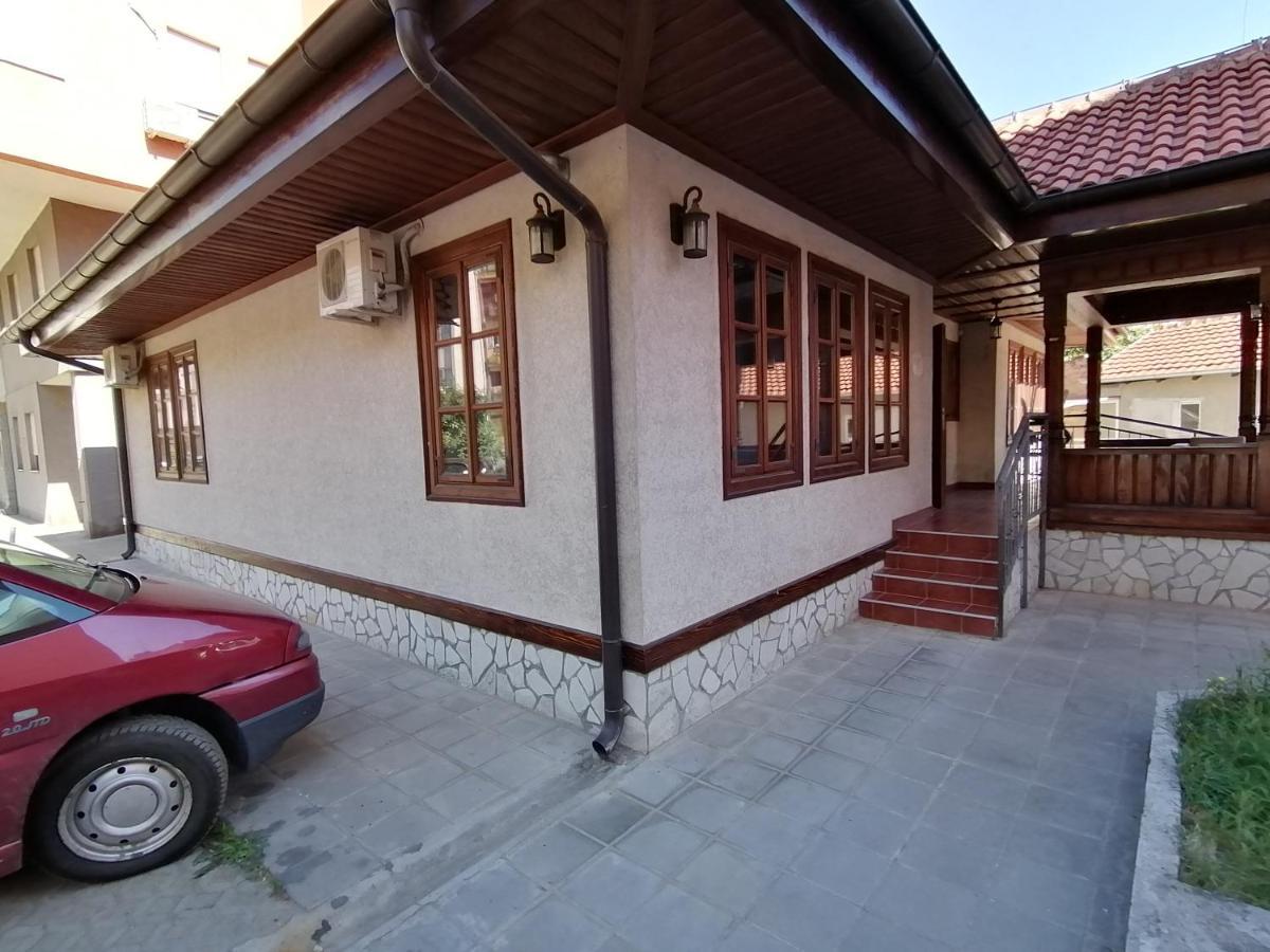 Mon Accommodation Free Parking Ниш Экстерьер фото