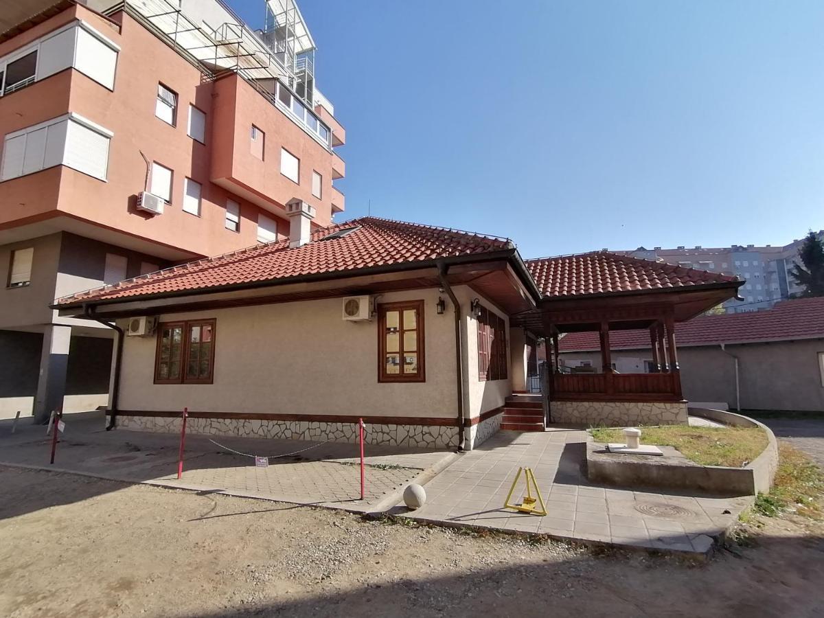 Mon Accommodation Free Parking Ниш Экстерьер фото