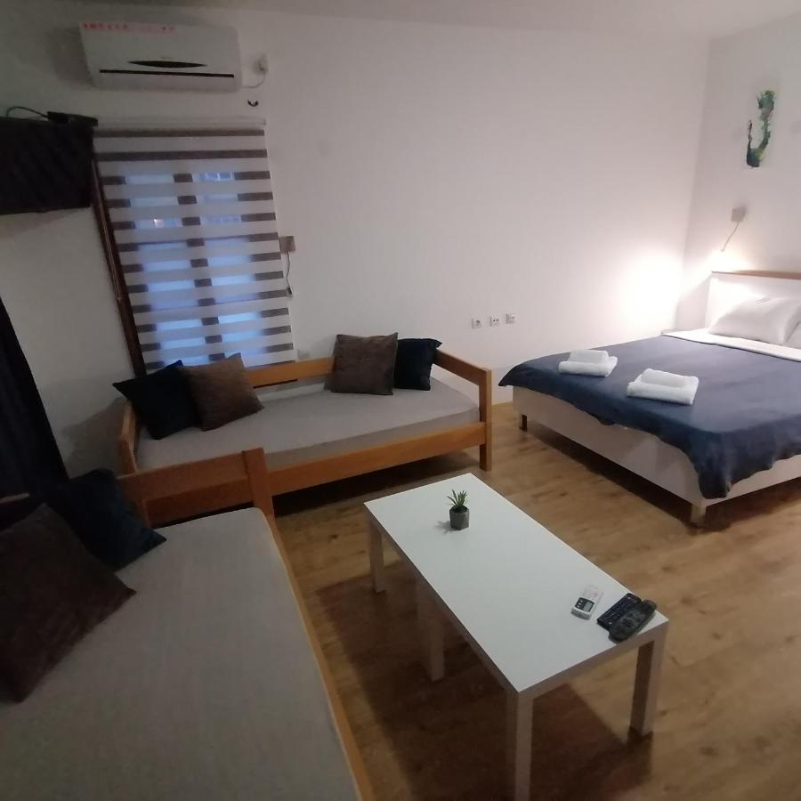 Mon Accommodation Free Parking Ниш Экстерьер фото